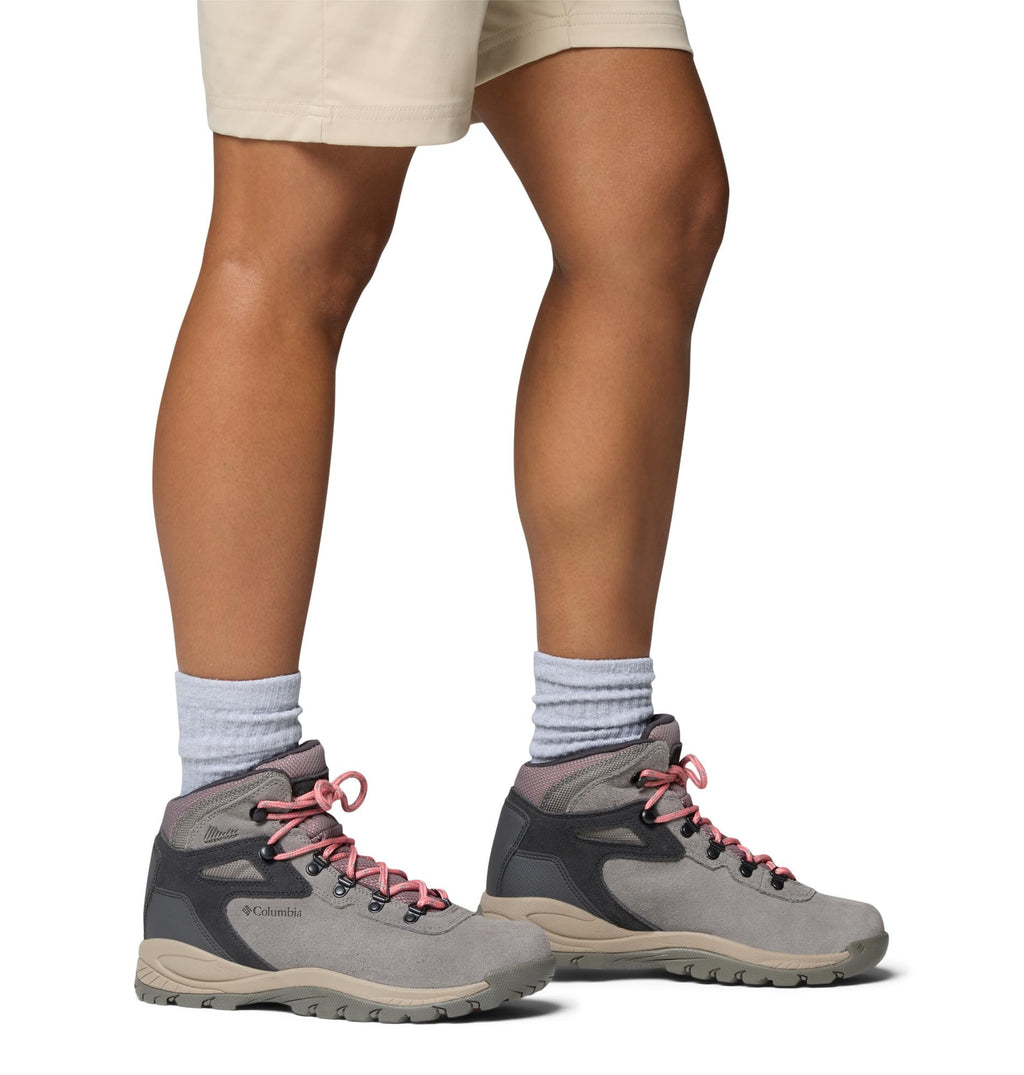Waterproof Hiking Boots M675317